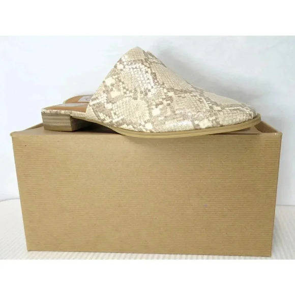 Dolce Vita Pyra Snake Print Stone Beige Casual Flat Slip-On Mule Women's Size 10 - Picture 7 of 10